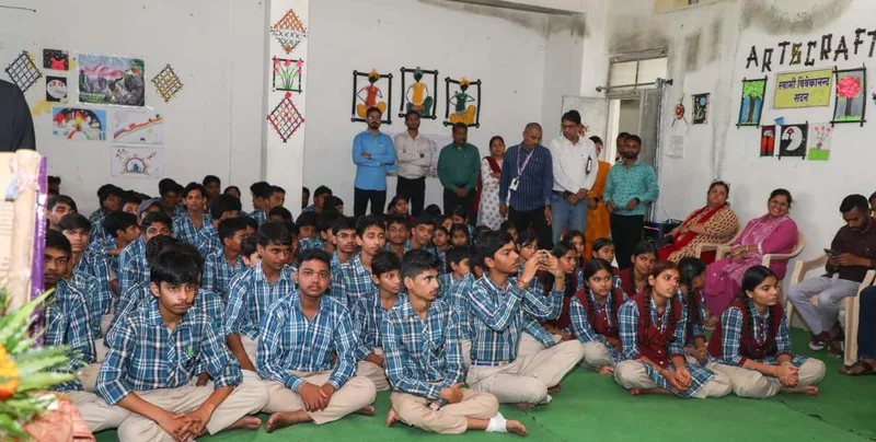 सेवा संकल्प अभियान अंतर्गत नुक्कड़ नाटक के जरिए बताई देश की विकास गाथा